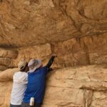 observation des gravures rupestres dans tassili n'ajjer algérie