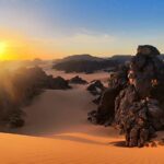 magnifique coucher de soleil dans tassili n'ajjer